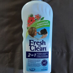 Fresh n Clean 2 n 1 Oatmeal Shampoo & Conditioner for Dogs -Brand New Never used